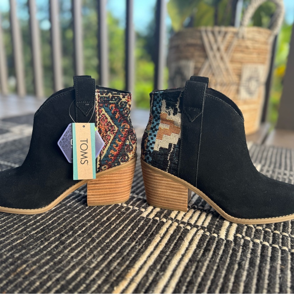 Toms CONSTANCE Black suede with tapestry Ankle Boots